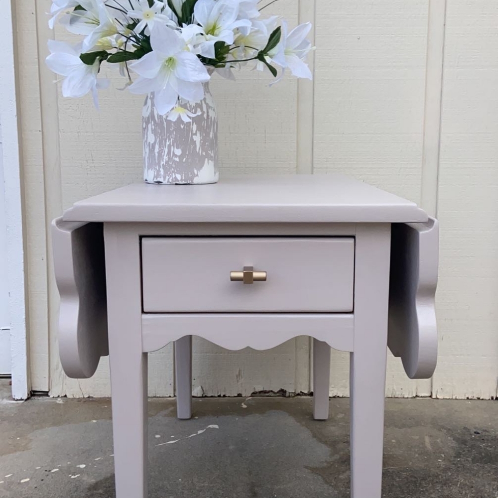 Broyhill side table with adjustable sides painted grey with a hint of lavender.